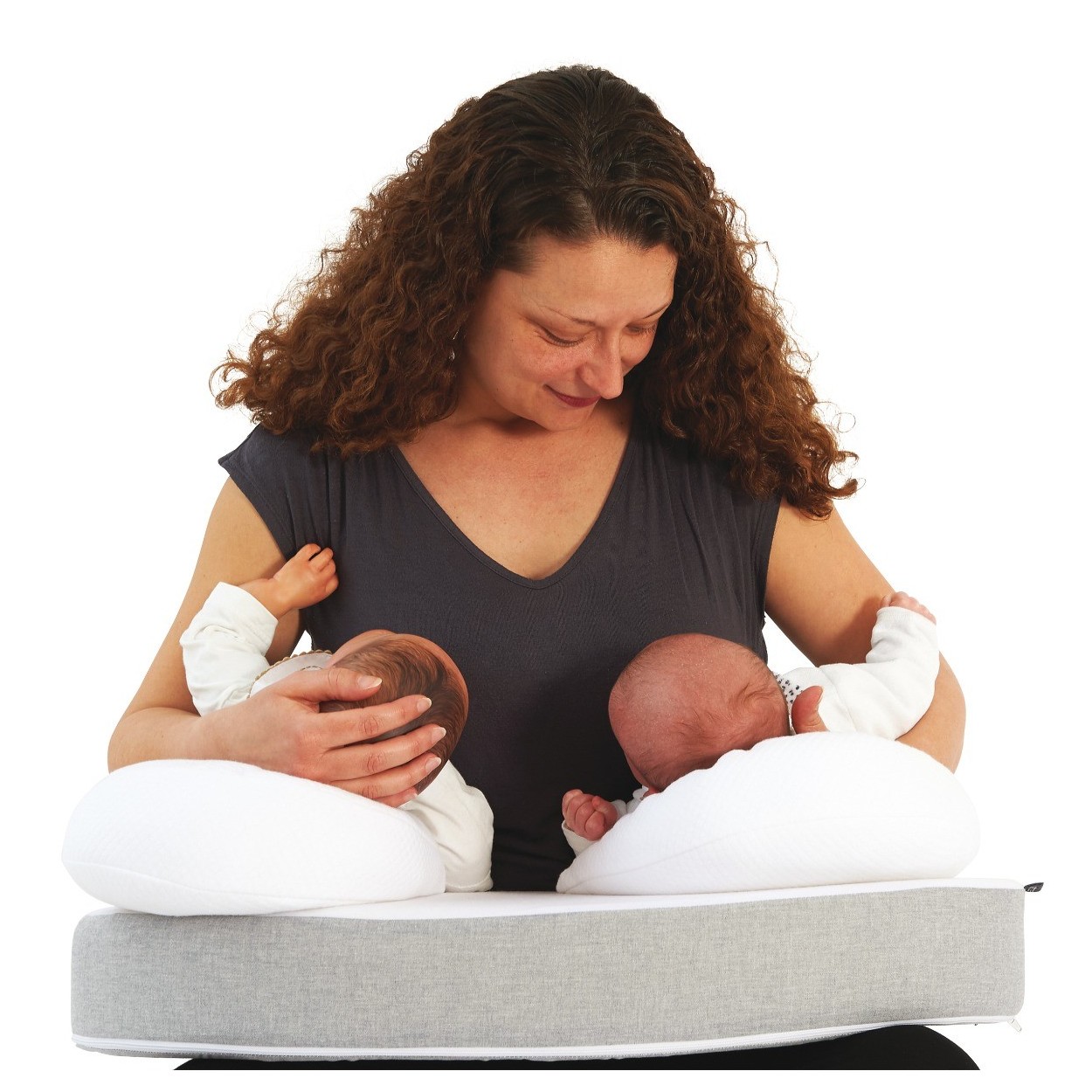 Breastfeeding positions guide: in pictures