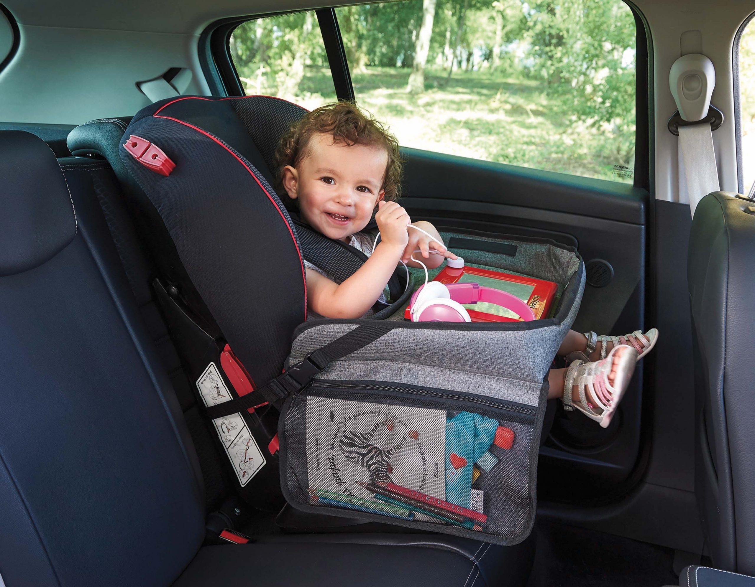 Voyager en voiture avec bébé : ce qu'il faut savoir - Parlonsbambins