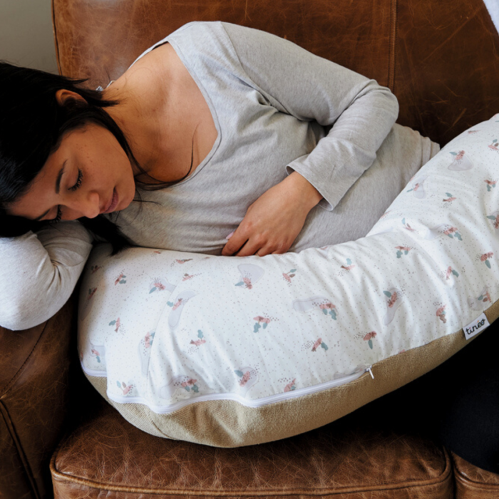Comment utiliser un coussin d'allaitement durant la grossesse