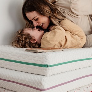 Matelas et linge de lit bébé